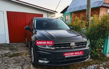 Volkswagen Tiguan II, 2017 год, 2 220 000 рублей, 2 фотография