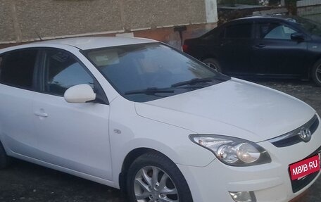 Hyundai i30 I, 2009 год, 700 000 рублей, 2 фотография