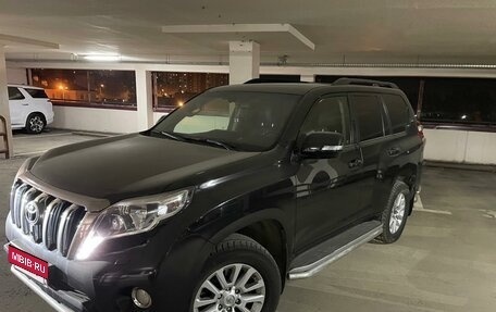 Toyota Land Cruiser Prado 150 рестайлинг 2, 2016 год, 3 800 000 рублей, 2 фотография