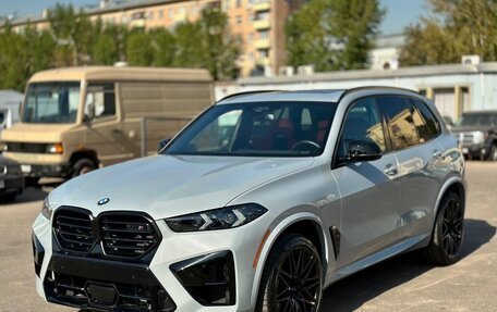 BMW X5 M, 2023 год, 21 000 000 рублей, 2 фотография