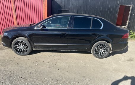 Skoda Superb III рестайлинг, 2010 год, 1 150 000 рублей, 2 фотография