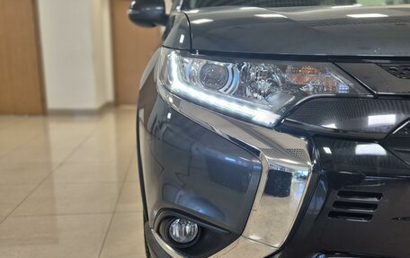 Mitsubishi Outlander III рестайлинг 3, 2021 год, 3 130 000 рублей, 2 фотография