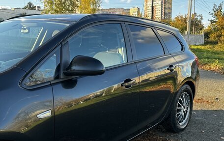 Opel Astra J, 2012 год, 659 000 рублей, 2 фотография