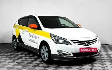 Hyundai Solaris II рестайлинг, 2015 год, 1 358 300 рублей, 3 фотография