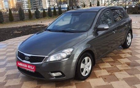 KIA cee'd I рестайлинг, 2010 год, 980 000 рублей, 2 фотография