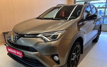 Toyota RAV4, 2019 год, 2 859 000 рублей, 4 фотография