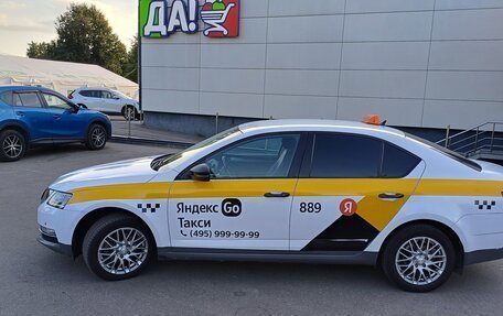 Skoda Octavia, 2019 год, 1 900 000 рублей, 2 фотография