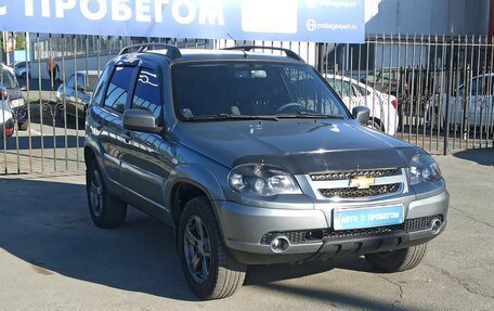 Chevrolet Niva I рестайлинг, 2017 год, 855 000 рублей, 3 фотография