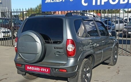 Chevrolet Niva I рестайлинг, 2017 год, 855 000 рублей, 8 фотография