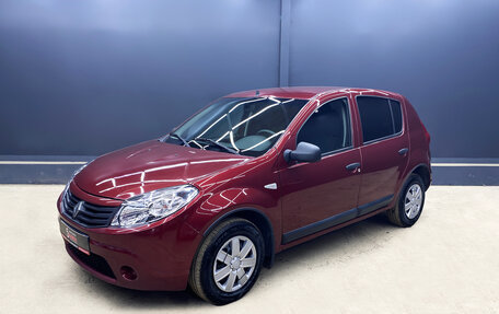 Renault Sandero I, 2012 год, 660 000 рублей, 1 фотография