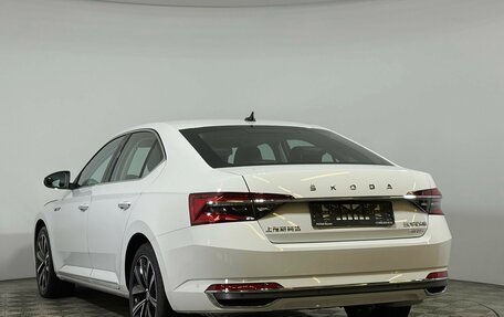 Skoda Superb III рестайлинг, 2024 год, 4 350 000 рублей, 7 фотография