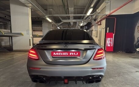 Mercedes-Benz E-Класс AMG, 2018 год, 6 199 999 рублей, 2 фотография