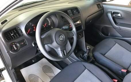 Volkswagen Polo VI (EU Market), 2011 год, 750 000 рублей, 9 фотография