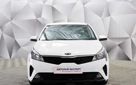 KIA Rio IV, 2021 год, 1 835 000 рублей, 8 фотография