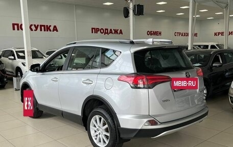 Toyota RAV4, 2017 год, 2 350 000 рублей, 7 фотография