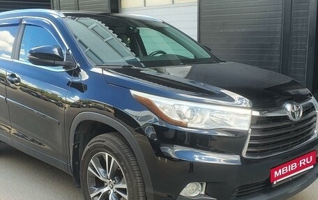 Toyota Highlander III, 2016 год, 2 990 000 рублей, 3 фотография