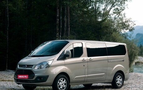 Ford Tourneo Custom I рестайлинг, 2012 год, 800 000 рублей, 1 фотография