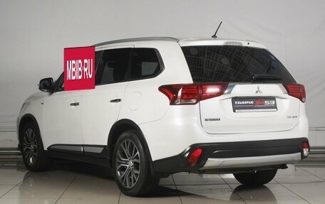 Mitsubishi Outlander III рестайлинг 3, 2016 год, 2 259 995 рублей, 6 фотография