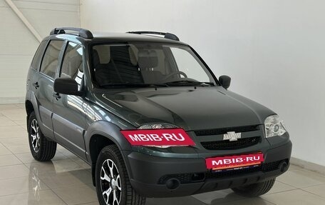 Chevrolet Niva I рестайлинг, 2015 год, 800 000 рублей, 3 фотография