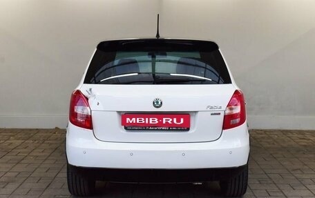 Skoda Fabia II, 2012 год, 825 000 рублей, 3 фотография