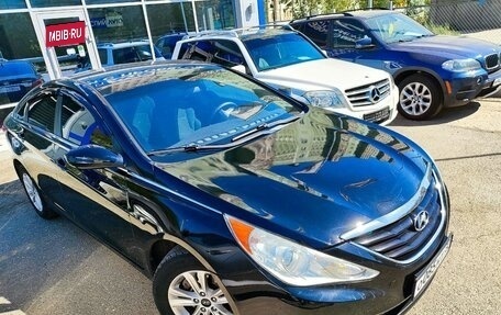 Hyundai Sonata VI, 2010 год, 1 180 000 рублей, 2 фотография