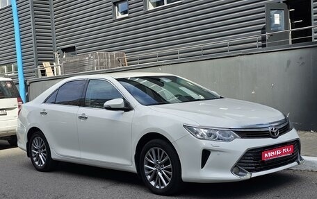 Toyota Camry, 2016 год, 1 900 000 рублей, 1 фотография