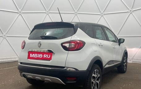 Renault Kaptur I рестайлинг, 2017 год, 1 165 000 рублей, 6 фотография