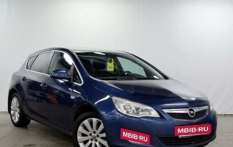 Opel Astra J, 2011 год, 780 000 рублей, 4 фотография