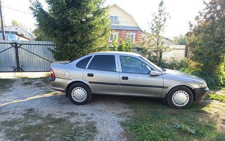 Opel Vectra B рестайлинг, 1996 год, 285 000 рублей, 4 фотография