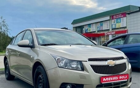 Chevrolet Cruze II, 2012 год, 1 000 000 рублей, 2 фотография