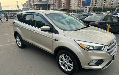 Ford Escape III, 2017 год, 1 700 000 рублей, 1 фотография