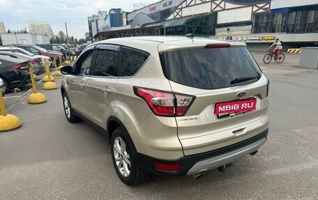 Ford Escape III, 2017 год, 1 700 000 рублей, 3 фотография