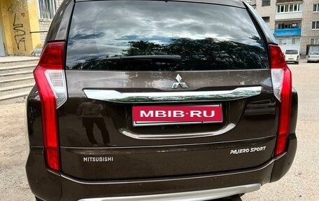 Mitsubishi Pajero Sport III рестайлинг, 2018 год, 3 930 000 рублей, 4 фотография