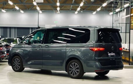 Volkswagen Multivan, 2022 год, 7 850 000 рублей, 3 фотография