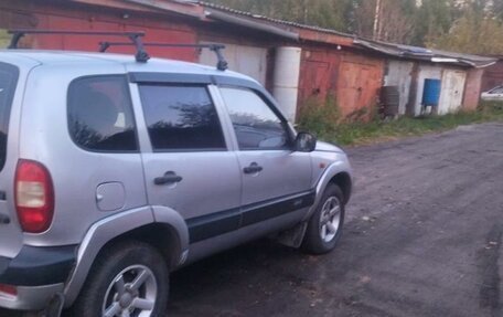 Chevrolet Niva I рестайлинг, 2003 год, 300 000 рублей, 8 фотография