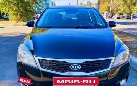 KIA cee'd I рестайлинг, 2010 год, 855 000 рублей, 8 фотография