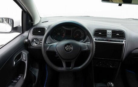 Volkswagen Polo VI (EU Market), 2017 год, 985 000 рублей, 15 фотография