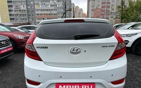 Hyundai Solaris II рестайлинг, 2011 год, 780 000 рублей, 5 фотография