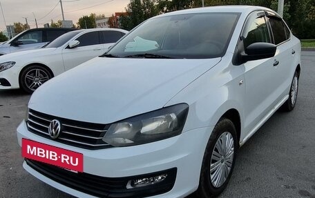 Volkswagen Polo VI (EU Market), 2019 год, 900 000 рублей, 4 фотография