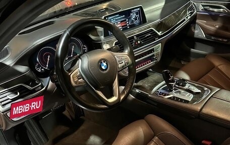 BMW 7 серия, 2015 год, 3 950 000 рублей, 16 фотография