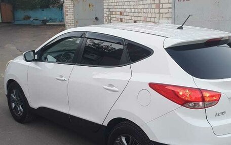 Hyundai ix35 I рестайлинг, 2015 год, 1 670 000 рублей, 2 фотография