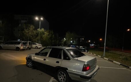 Daewoo Nexia I рестайлинг, 2004 год, 85 000 рублей, 2 фотография