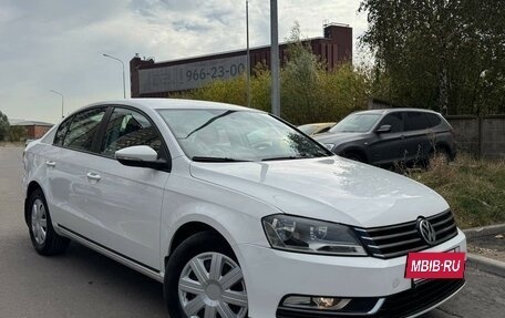 Volkswagen Passat B7, 2012 год, 999 999 рублей, 12 фотография