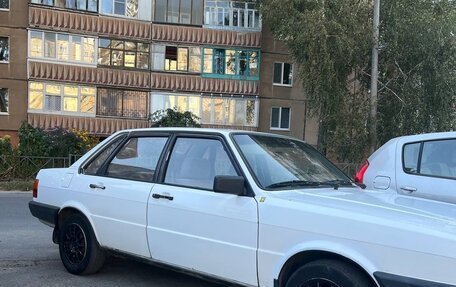 Audi 80, 1985 год, 210 000 рублей, 4 фотография