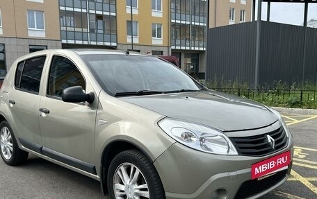 Renault Sandero I, 2011 год, 500 000 рублей, 3 фотография