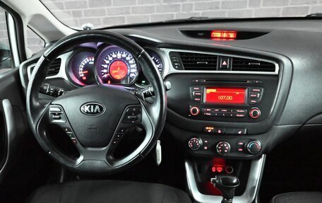 KIA cee'd III, 2015 год, 1 535 000 рублей, 14 фотография