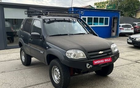 Chevrolet Niva I рестайлинг, 2012 год, 650 000 рублей, 3 фотография