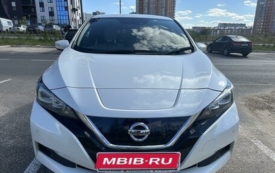 Nissan Leaf II, 2018 год, 1 650 000 рублей, 1 фотография