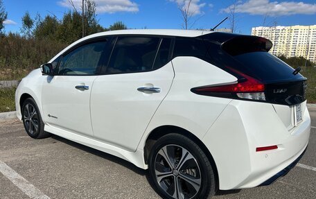 Nissan Leaf II, 2018 год, 1 650 000 рублей, 5 фотография