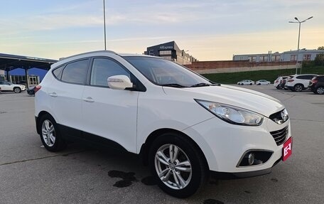 Hyundai ix35 I рестайлинг, 2012 год, 1 600 000 рублей, 1 фотография